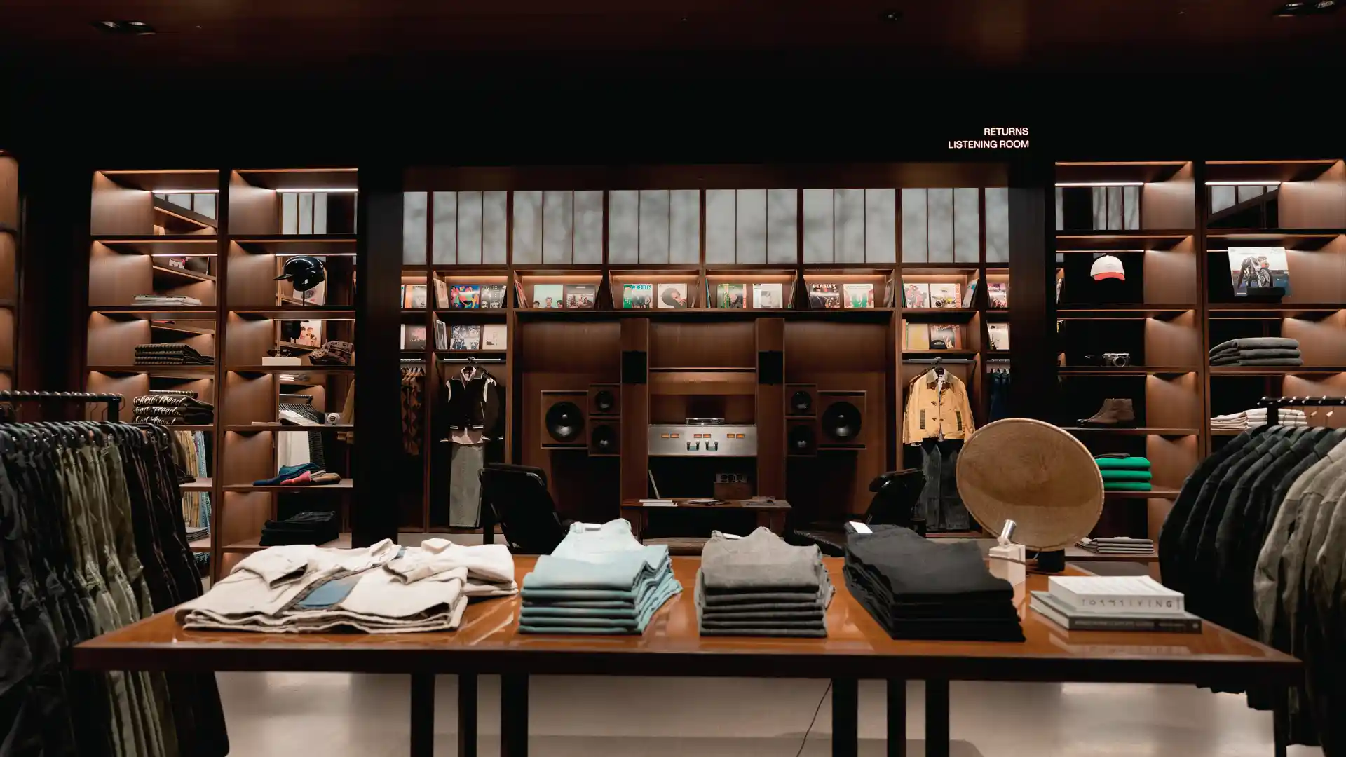 Digital screen showing fitting room availability at Zara Man Osaka store